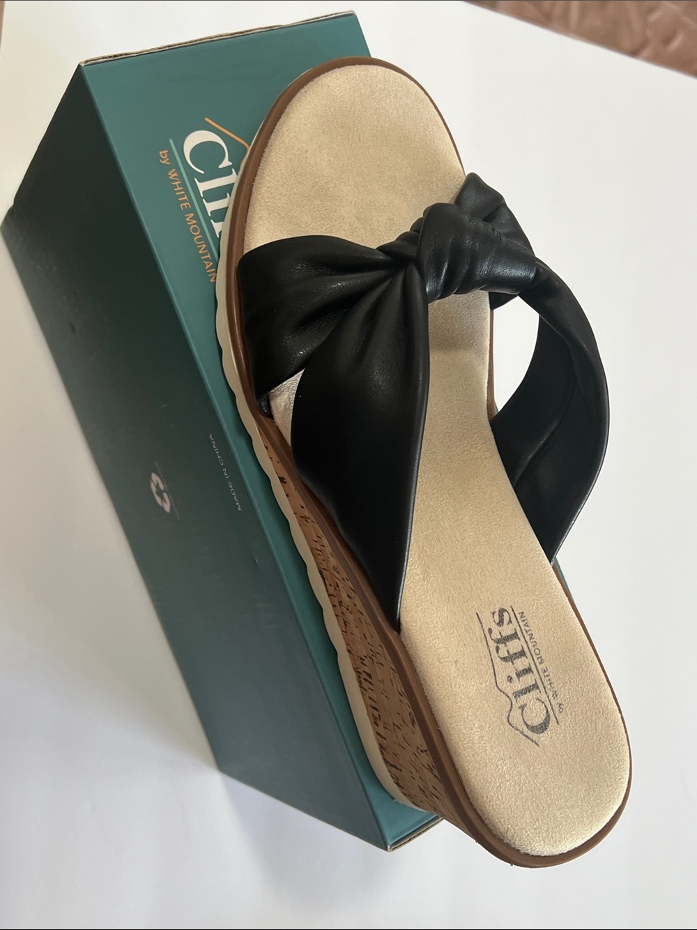 Cliffs by WHITE MOUNTAIN Black Knotted Wedge Slide Sandal